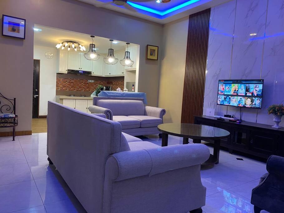 Villa Suria 3 Sepang With Private Pool Sungai Pelek Exterior foto